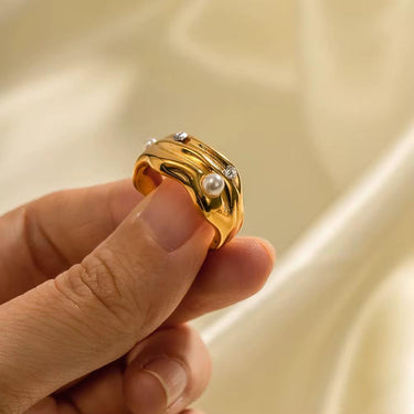 Auric Crown Ring
